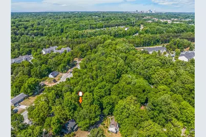 1916 Chateau Ridge, Winston-Salem, NC 27103 - Photo 32