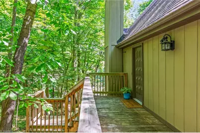 1916 Chateau Ridge, Winston-Salem, NC 27103 - Photo 30