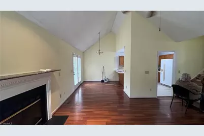 17 Planters Wood Trail, Greensboro, NC 27407 - Photo 6