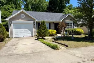 4616 Mallard Creek Dr, Greensboro, NC 27405 - Photo 1