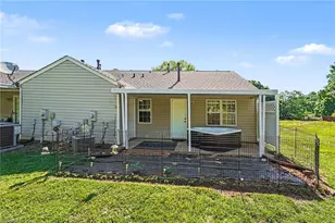 101 Troonsway Rd, Winston-Salem, NC 27127 - Photo 12