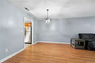 101 Troonsway Rd, Winston-Salem, NC 27127 - Photo 4