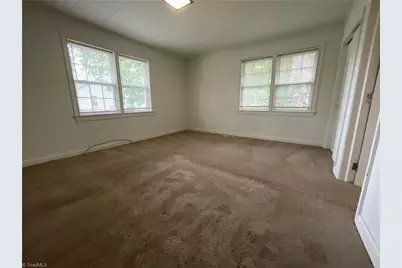 2009 McGuinn Drive, High Point, NC 27265 - Photo 6