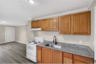 17, 19, 21, 23, 29, 31 Hunter Street, Thomasville, NC 27360 - Photo 6