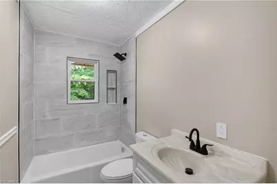 17, 19, 21, 23, 29, 31 Hunter Street, Thomasville, NC 27360 - Photo 10