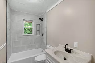 17 19 21 23 29 31 Hunter St, Thomasville, NC 27360 - Photo 10