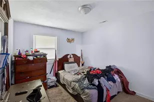17 19 21 23 29 31 Hunter St, Thomasville, NC 27360 - Photo 16