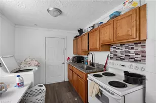 17 19 21 23 29 31 Hunter St, Thomasville, NC 27360 - Photo 12