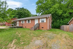 17 19 21 23 29 31 Hunter St, Thomasville, NC 27360 - Photo 4