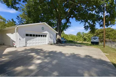 206 3rd Avenue, Taylorsville, NC 28681 - Photo 18