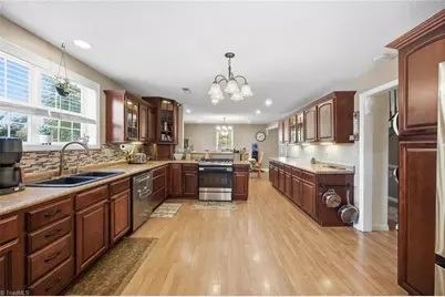 206 3rd Avenue, Taylorsville, NC 28681 - Photo 36