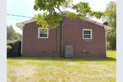 1546 Harvest Drive, Winston-Salem, NC 27101 - Photo 4