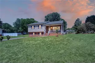 5378 Buxbury Ct, Walkertown, NC 27051 - Photo 18