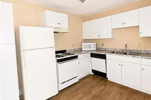 2804 Carriage Dr, Winston-Salem, NC 27106 - Photo 4