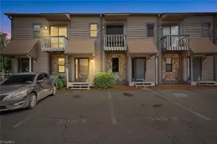 340 Vista Cir, Winston-Salem, NC 27106 - Photo 1