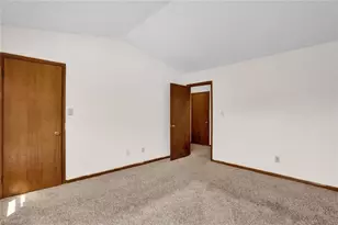 340 Vista Cir, Winston-Salem, NC 27106 - Photo 12