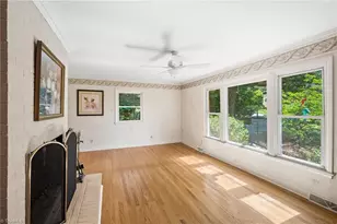 2703 Tillbrook Pl, Greensboro, NC 27408 - Photo 24