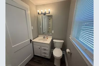 401 N 4th Avenue, Mayodan, NC 27027 - Photo 18