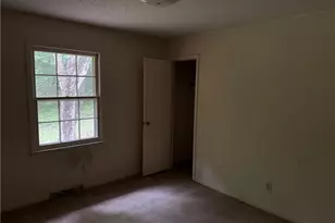 204 Hamilton Rd, Lexington, NC 27295 - Photo 2