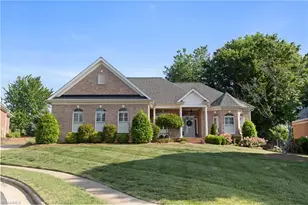 1209 Colston Ct, Kernersville, NC 27284 - Photo 4
