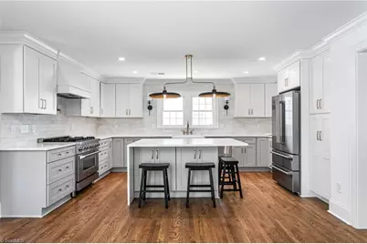 1109 Buckingham Road, Greensboro, NC 27408 - Photo 12