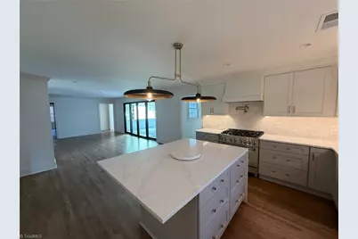 1109 Buckingham Road, Greensboro, NC 27408 - Photo 2