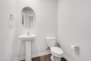 5105 Black Frst Dr, Greensboro, NC 27405 - Photo 14