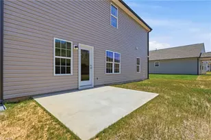 319 Waylon Ct, Lexington, NC 27295 - Photo 4