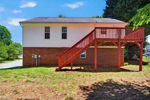 3240 Beeson Acres Rd, Winston-Salem, NC 27105 - Photo 32