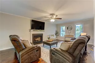 626 Creekridge Dr, Eden, NC 27288 - Photo 6