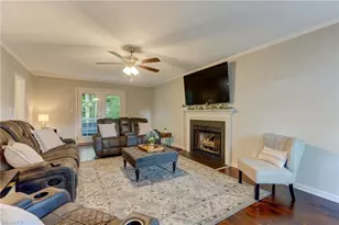 626 Creekridge Dr, Eden, NC 27288 - Photo 8