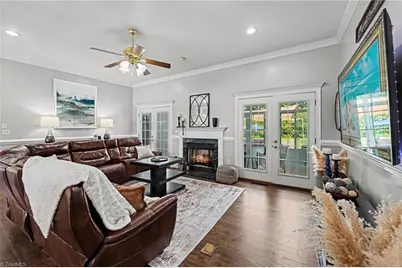 225 Devonway Street, Eden, NC 27288 - Photo 14