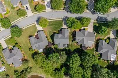 1724 Mirabeau Court, High Point, NC 27265 - Photo 4