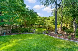 1724 Mirabeau Ct, High Point, NC 27265 - Photo 32