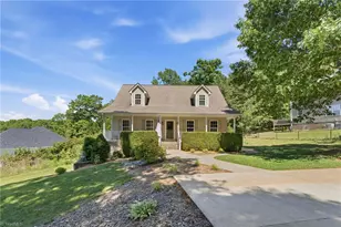 2586 Butterfly Trail, Randleman, NC 27317 - Photo 4