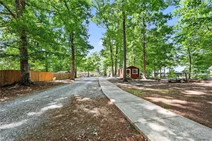 5409 Dobson Rd, Greensboro, NC 27410 - Photo 48