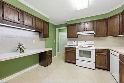1021 Benjamin Parkway, Greensboro, NC 27408 - Photo 16