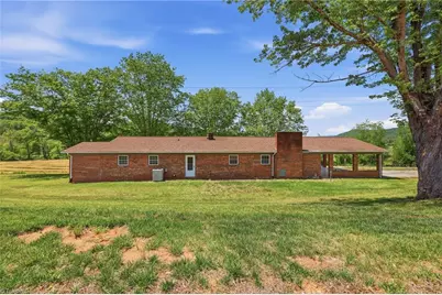 954-1 Parsonsville Road, Purlear, NC 28665 - Photo 12