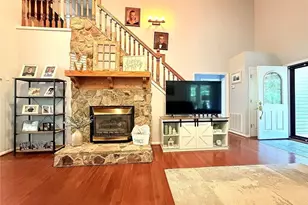 2472 Hamby Mountain Rd, Wilkesboro, NC 28697 - Photo 8
