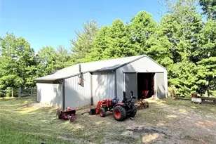 2472 Hamby Mountain Rd, Wilkesboro, NC 28697 - Photo 36