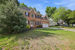 1914 Treyburn Ln, High Point, NC 27265 - Photo 40