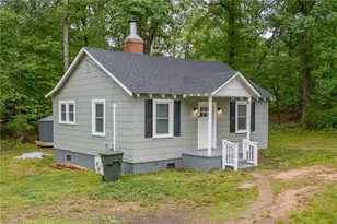 1805 South Ave, Eden, NC 27288 - Photo 2