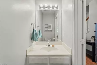 945 Biloxi Avenue, Kernersville, NC 27284 - Photo 8