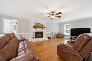 113 Brookberry Dr, Jamestown, NC 27282 - Photo 18