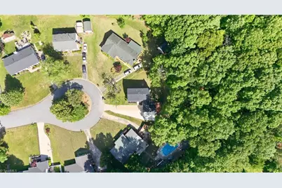 1930 Middlewood Court, High Point, NC 27265 - Photo 36