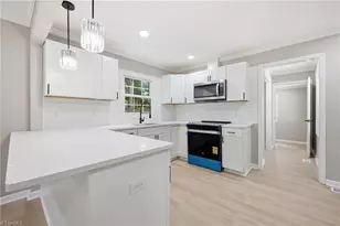1930 Middlewood Ct, High Point, NC 27265 - Photo 16