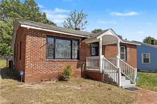 703 Abington Dr, Greensboro, NC 27401 - Photo 2