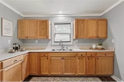 308 Bristol Street, Lexington, NC 27292 - Photo 12