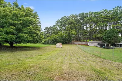 308 Bristol Street, Lexington, NC 27292 - Photo 32