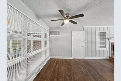 2213 Cone Boulevard, Greensboro, NC 27408 - Photo 6